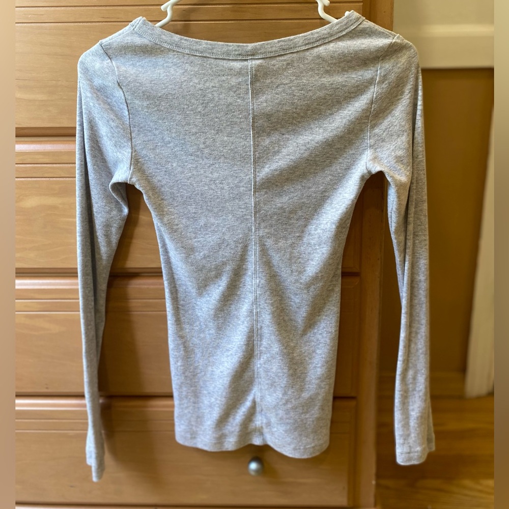 Victorias Secret Tees fitted long sleeve grey top size XS - Picture 6 of 10
